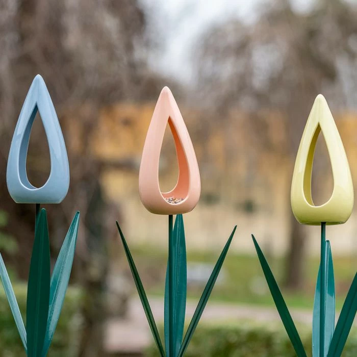 Tulip Bird Feeder 1 Tulip Bird Feeder